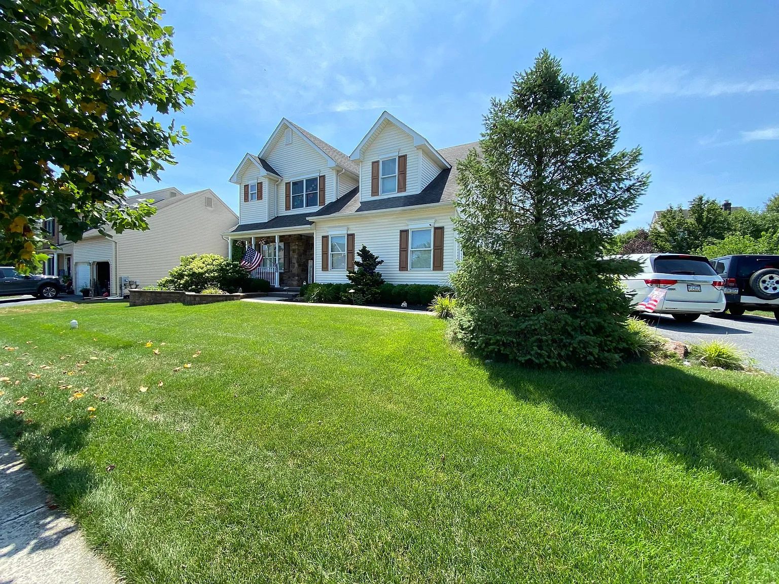 30 Millbrook Ct — Photo 3