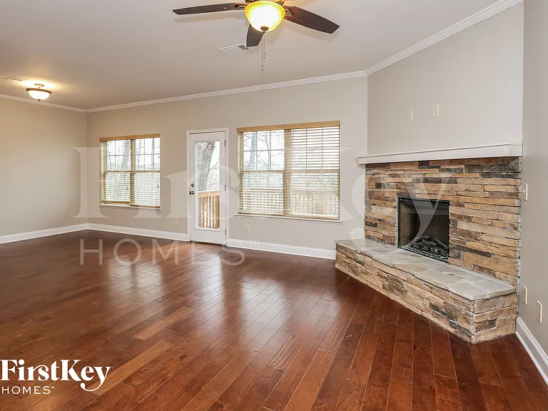 5573 Little Mill Rd — Photo 4