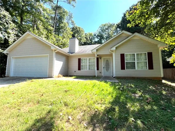 241 Hillcrest Dr, Stockbridge, GA 30281