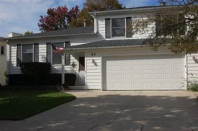 43 Chestnut Dr photo 1