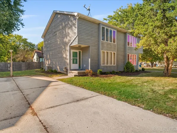 306-08 S Belmont Ave, Elgin, IL 60123