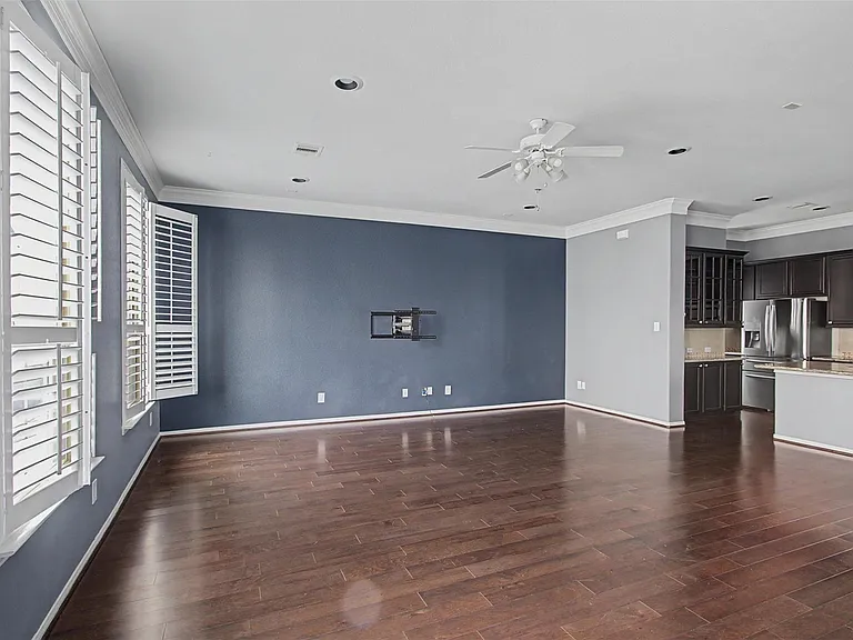 6363 Fairdale Ln #H — Photo 32