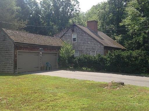 2nd image of 281 Boardman St