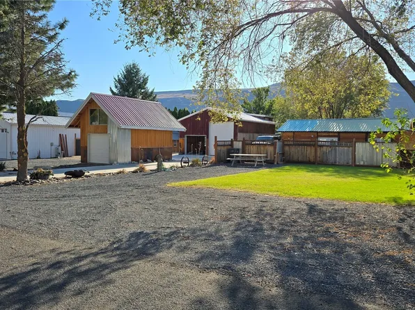 722 Boyer Avenue SW, Quincy, WA 98848