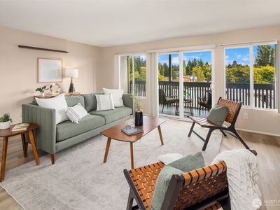 7064 35th Avenue NE #13, Seattle, WA, 98115