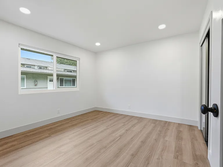 207 Alaska Ave #3 — Photo 7