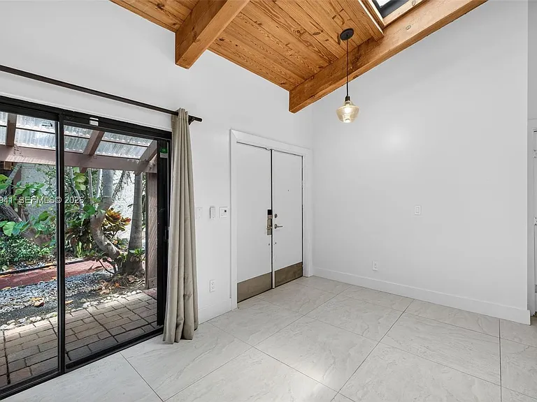 2619 S Parkview Dr — Photo 22