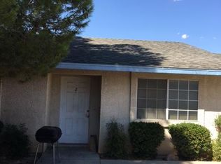 15512 Kiamichi Rd APT 1, Apple Valley, CA 92307