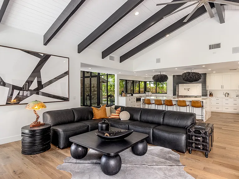 5040 N Arcadia Dr — Photo 10