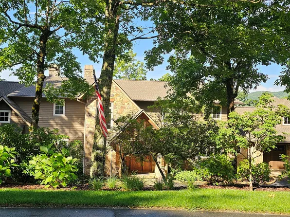 535 Hawk Mountain Road, Lake Toxaway, NC 28747