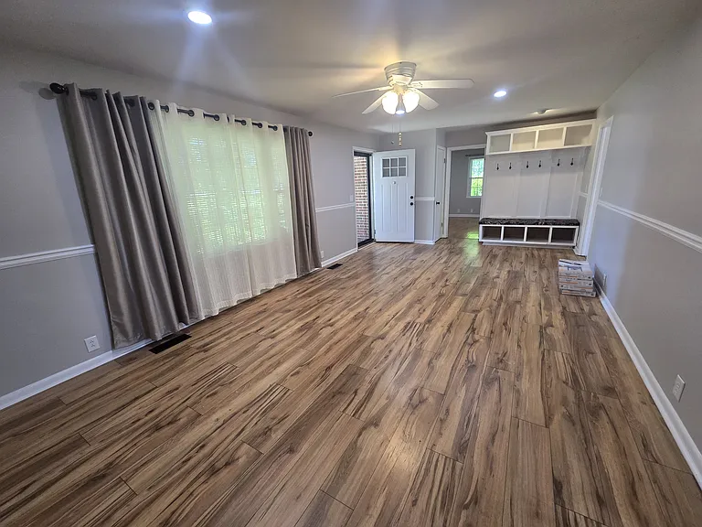 1775 Winchester Rd NE — Photo 5