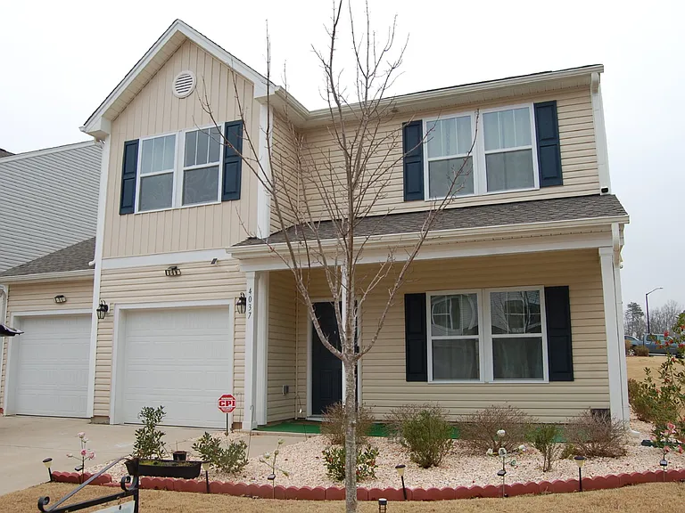 4037 Monteray Cir — Photo 1