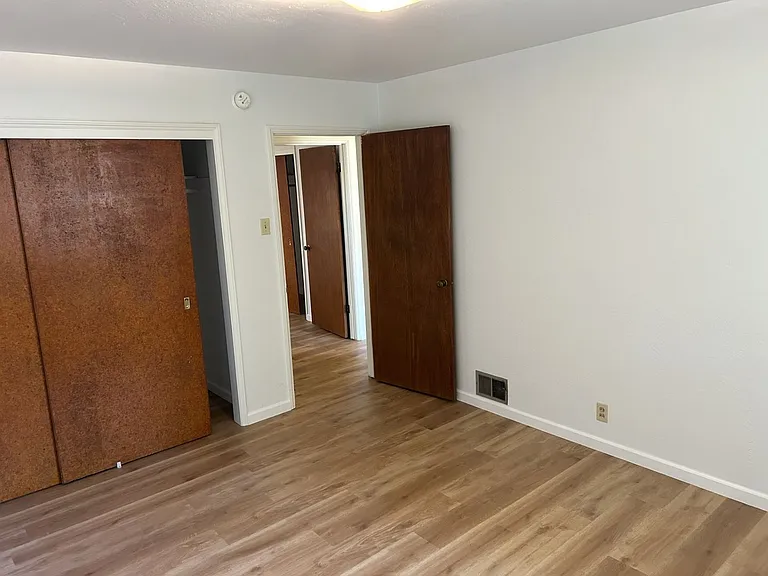 140 George Cir — Photo 20