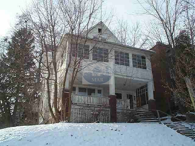 1st image of 371 3rd Ave