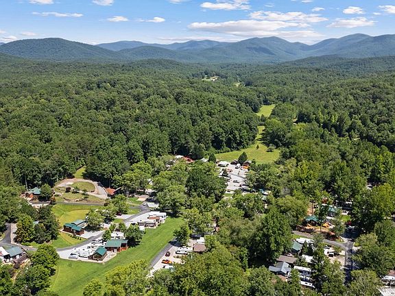 4th image of 496 Hidden Valley Rd
