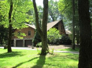5484 Sandy Lake Polk Rd, Sandy Lake, PA 16145