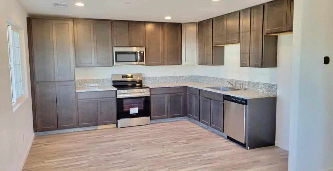 S Soderquist Rd, Turlock — Photo 2