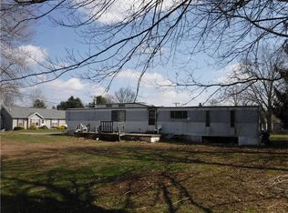 129 E 5th Ave, Ellwood City, PA 16117