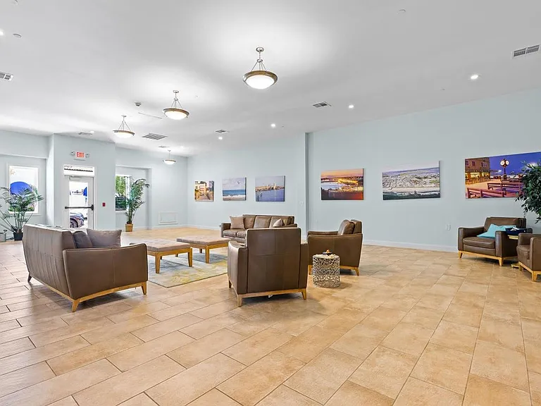 Building's Lounge