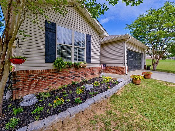 2nd image of 11669 River Point Ln