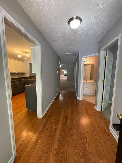2 bed, 2.0 bath, 1455 sqft, $1,400 — Photo 2