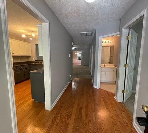 2nd image of 181 Kendallwood Ct