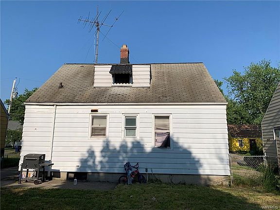 4th image of 120 Texas St
