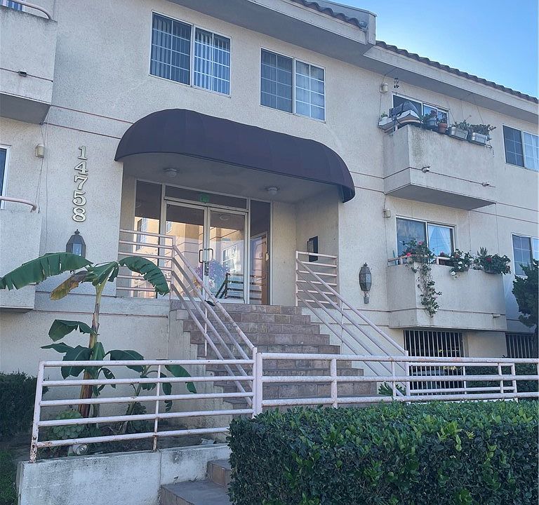 1st image of 14758 Magnolia Blvd #104