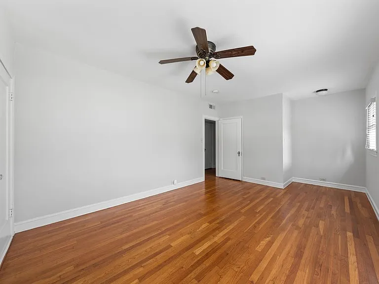 109 W Norwood Ct #1 — Photo 11