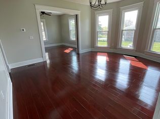 302 W Wimer St, Knob Noster, MO 65336