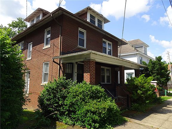 2nd image of 206 Grant St