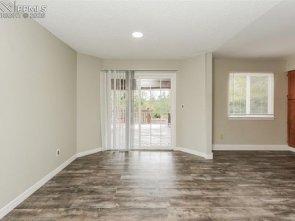 5th image of 6455 Lonsdale Dr