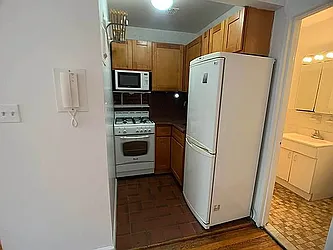 Rented by J PRESTON AND ASSOCIATES INC