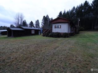 806 King Rd, Winlock, WA 98596