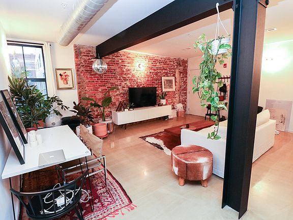 2nd image of 1409 Germantown Ave #3H