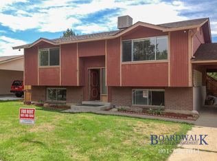 5217 W Silvertip Dr, Salt Lake City, UT 84118