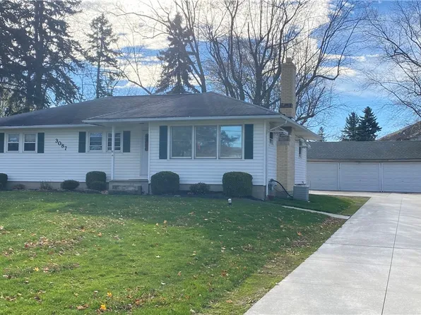 3087 Cloverbank Rd, Hamburg, NY 14075