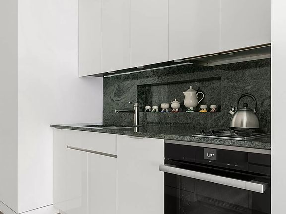 4th image of 150 Central Park S #1009