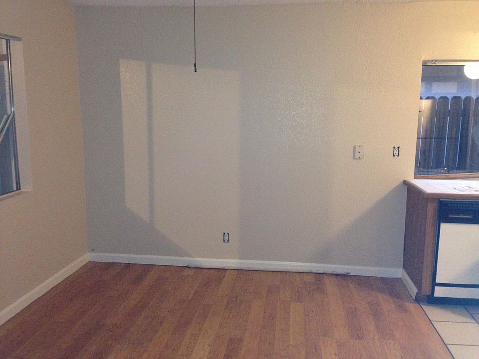 2nd image of 27353 Rustic Ln