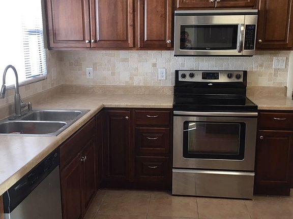 4th image of 1731 Buena Vista Ct