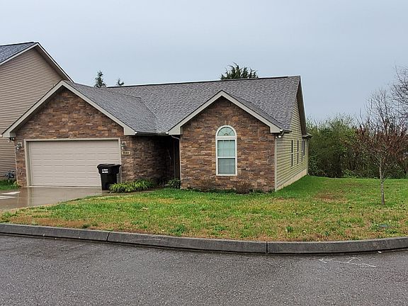 3rd image of 3540 Duck Pond Way
