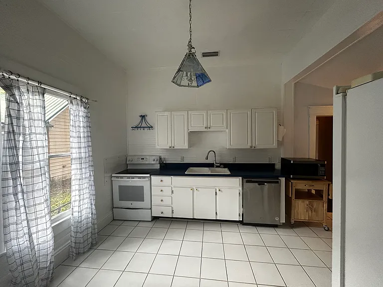 17 Sanchez Ave — Photo 20