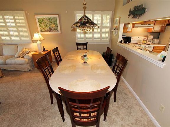 5th image of 19 Susanna Drive #19