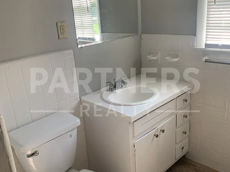 740 Coliseum Blvd — Photo 11