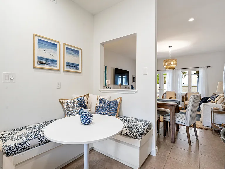 5040 Harmony Cir #102 — Photo 27