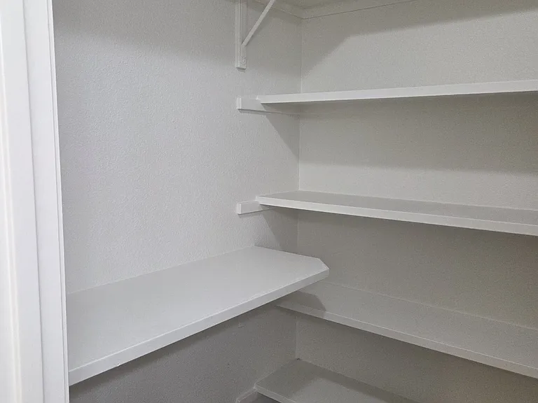 920 Cove Arm Cir — Photo 17