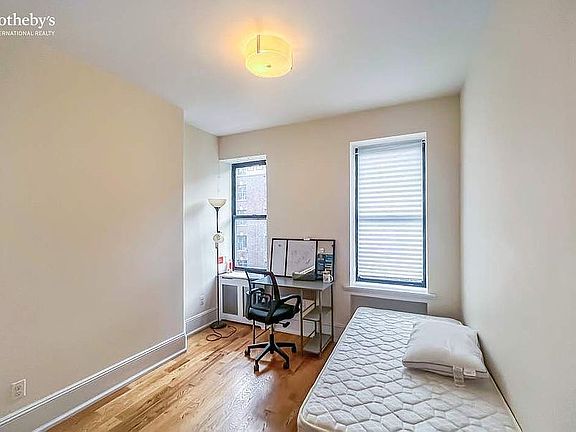 3rd image of 190 Claremont Ave APT 4A