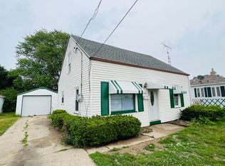 5227 47th Ave, Kenosha, WI 53144