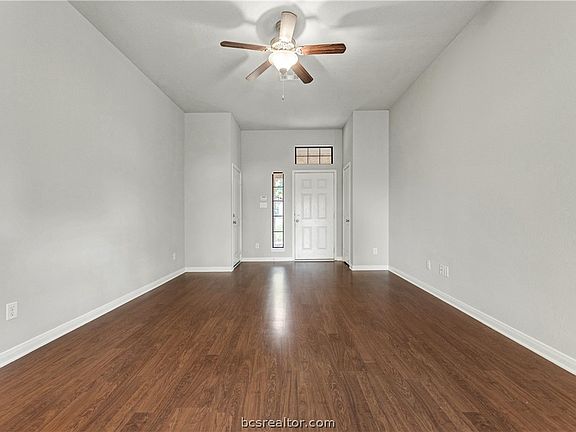 5th image of 2006 Spring Leaf Ct