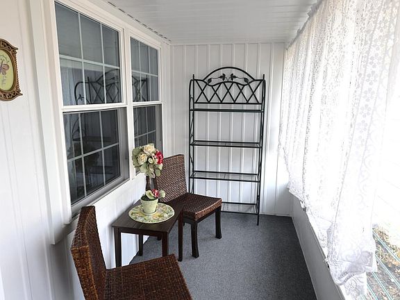 3rd image of 1019A Aberdeen Drive